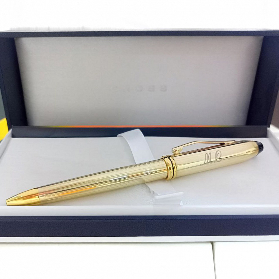 Ручка шариковая CROSS 702TW с покрытием золотом в 10 карат и лазерной гравировкой инициалов.jpg