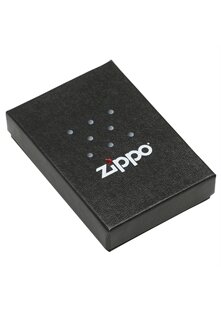 Зажигалка Zippo Red Flame, с покрытием Brushed Chrome, латунь/сталь, серебристая, 36x12x56 мм