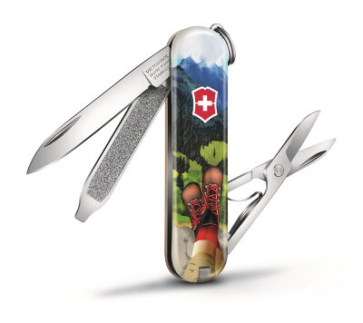 Нож-брелок VICTORINOX Classic &quot;I Love Hiking&quot; 0.6223.L2002