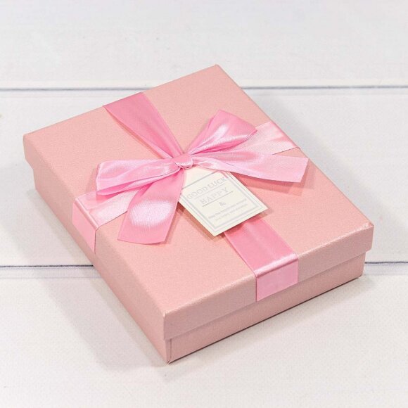 Коробка Прямоугольная 15,5 x 12,5 x 4,5 с бантом Розовый