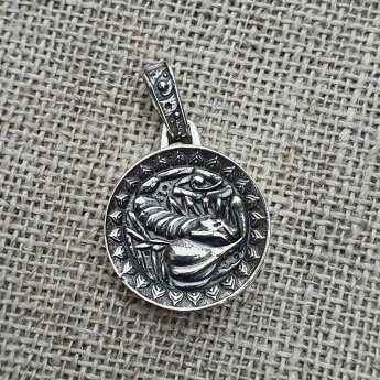 Серебряный открывающийся медальон знак зодиака Скорпион малый O19