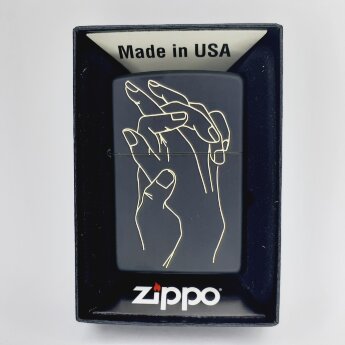 Зажигалка Zippo Black Matte 218 Руки Влюбленных