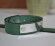 Кожаный зелёный браслет 2 см с глянцевой пластиной с гравировкой
